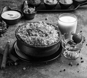 Veg Matka Dum Biryani