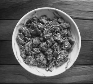 Chicken chilli   [dry]