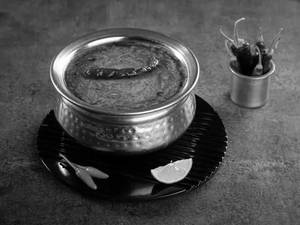 Dal Kolhapuri