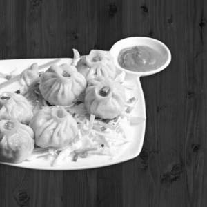 Veg Momos (half) 5 peaces