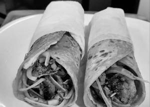 Double egg chicken roll
