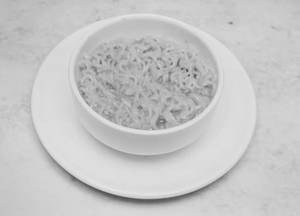 Plain maggie