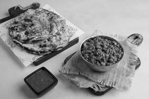 Amritsari Chur Chur Naan Meal