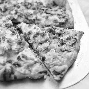 Mushroom & Chicken Pizza