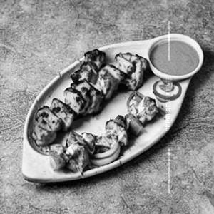 Chicken Makmali Butter cheese Tikka
