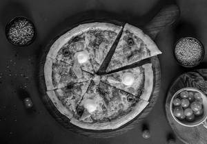 Chicken Napoli Yana Pesto Pizza [Regular]