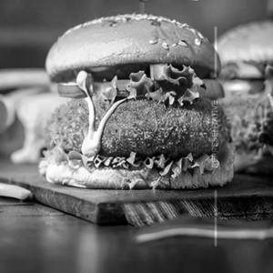 Aloo Tikki Tandoori Cheese Burger