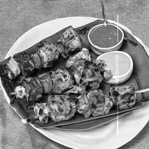 Sp.Chicken Banjara Cheese Tikka