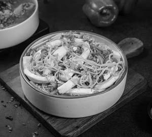 Veg Paneer Singapore Noodles