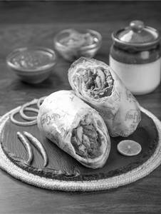Chicken Tawa Egg Roll