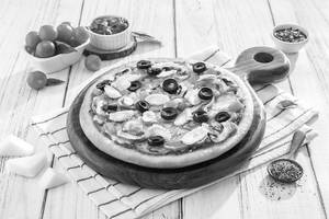 Supreme Veg Pizza