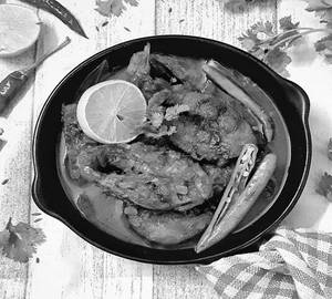 Rehu Fish Curry Half.(4 Pcs)