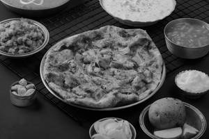 Spl Amritsari Stuffed Aloo Pyaaz Chur Chur Naan