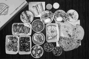 Genie's Family Buffet Box (Non-veg)
