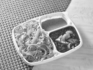 Veg Noodles + Paneer Chilli Gravy