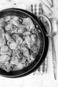 Makkai Mutter Masala