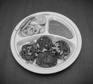 Mutton Shami Kebab ( Serve With Chutney & Onion)