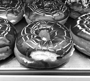 Filling donut