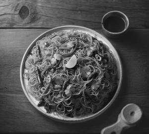 Veg Chowmein (Full)