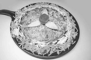 Onion Capsicum Millet Pizza