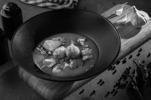Chicken In Hot Garlic Sauce