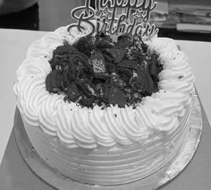 Oreo Cream Cake