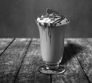 Crispy KitKat Shake