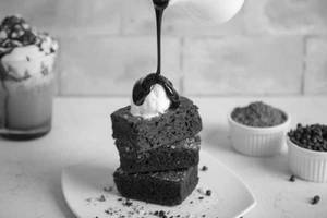 Eggless Brownie
