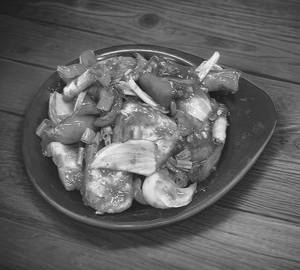 Chicken in black pepper sauce