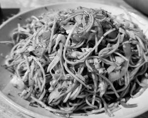Mixed Burnt Garlic Noodles