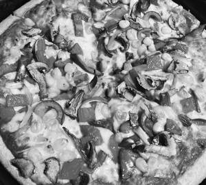 Country Special Pizza