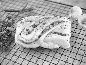 Chilli Garlic Pull Apart Bread