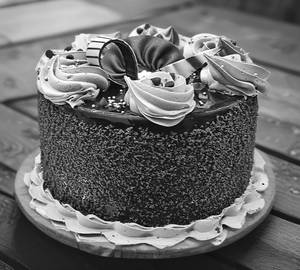Chocolate Oreo Cake [500 Grams]