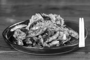 Chicken In Shanghai Chilli Sauce
