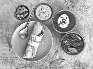 Kadai Paneer, Dal Makhani & Roti Meal