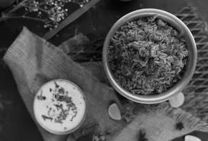 Zafrani Veg Dum Biryani (650 Gm)