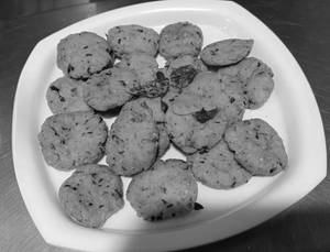 Methi Mathri (250 Gms)