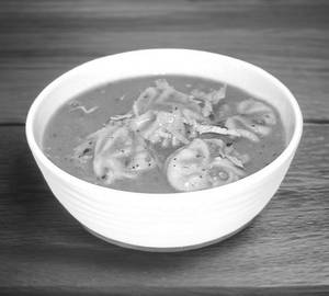 Jhol momos   [non veg]