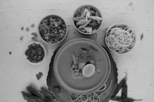 Chicken Khowsuey Soup (250 Gm)