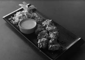 Surkh Murgh Tikka (330 Gm)