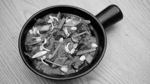 Vegetable in Hot Garlic Sauce