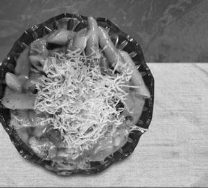 Red sauce pasta