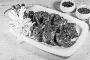 Chicken Schezwan Momos  (8Pcs)