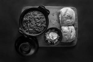 Soya Keema Pav 