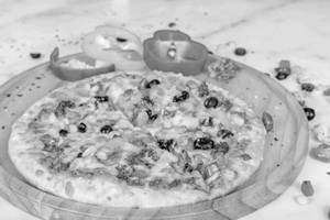Veg Pizza