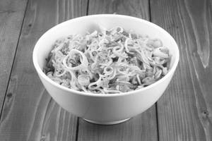 Veg Hakka Noodles                                  