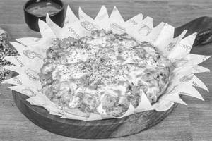 Chilli Paneer Pizza