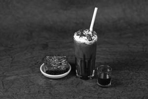 Hazelnut Brownie Thick Shake
