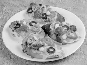 Apna Adda's Special Garlic Breads (chef's Special)