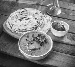 Laccha Paratha+Chicken Masala +Golabjamun